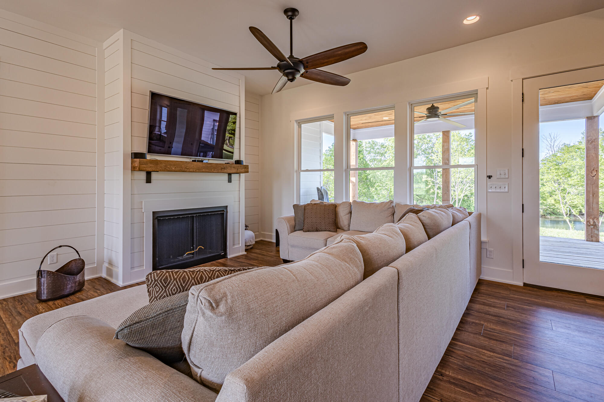 760 Espalier Drive, Unit 37 Decatur, TN 37322 - Photo 16 of 57 13