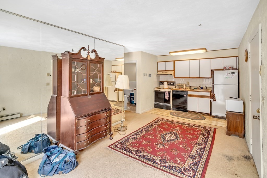 182 Swanson Road, Unit 317 Boxborough, MA 01719 - Photo 4 of 13 Gallery Image 4