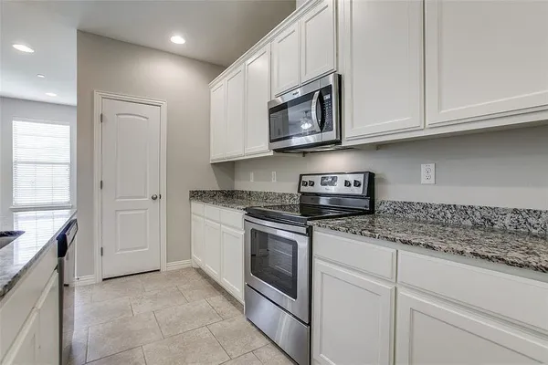 $2,150 | 1946 Timber Oaks Drive, Garland, TX 75040
