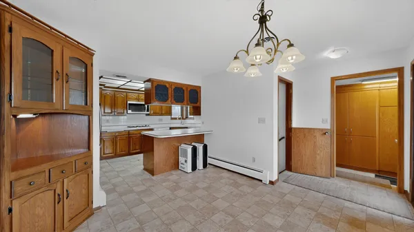 $574,900 | 1600 County Road 8 Southwest, Stewartville, MN 55976