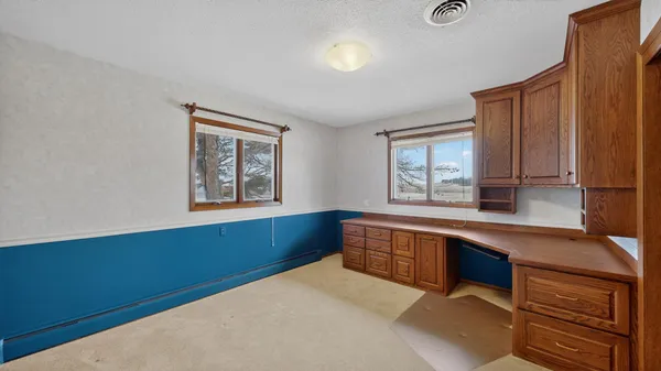 $574,900 | 1600 County Road 8 Southwest, Stewartville, MN 55976