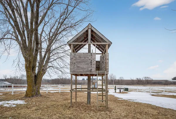 $574,900 | 1600 County Road 8 Southwest, Stewartville, MN 55976