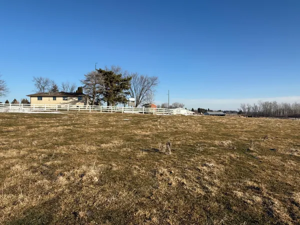 $574,900 | 1600 County Road 8 Southwest, Stewartville, MN 55976