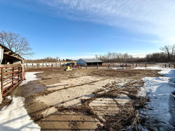 $574,900 | 1600 County Road 8 Southwest, Stewartville, MN 55976