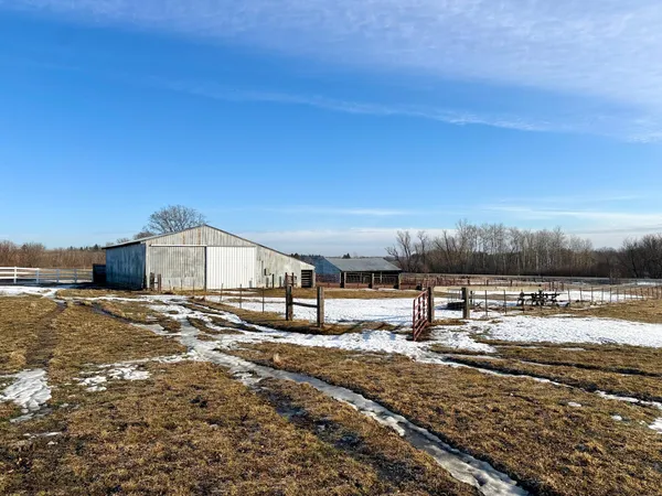 $574,900 | 1600 County Road 8 Southwest, Stewartville, MN 55976