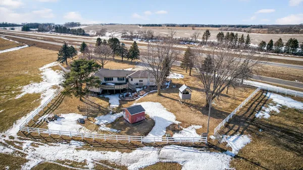 $574,900 | 1600 County Road 8 Southwest, Stewartville, MN 55976