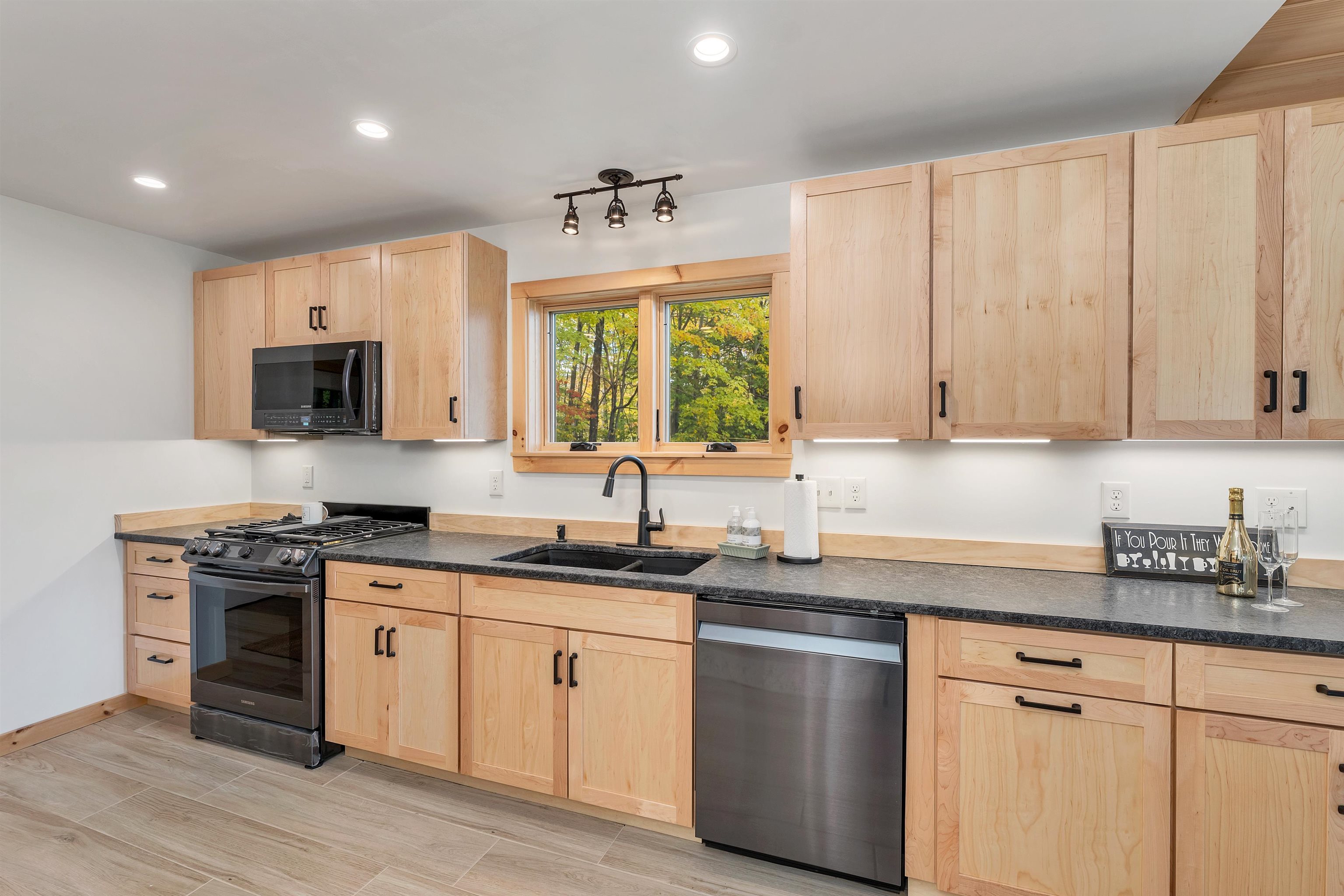 21 Passaconway Road Ossipee, NH 03814 - Photo 29 of 34 Gallery Image 29