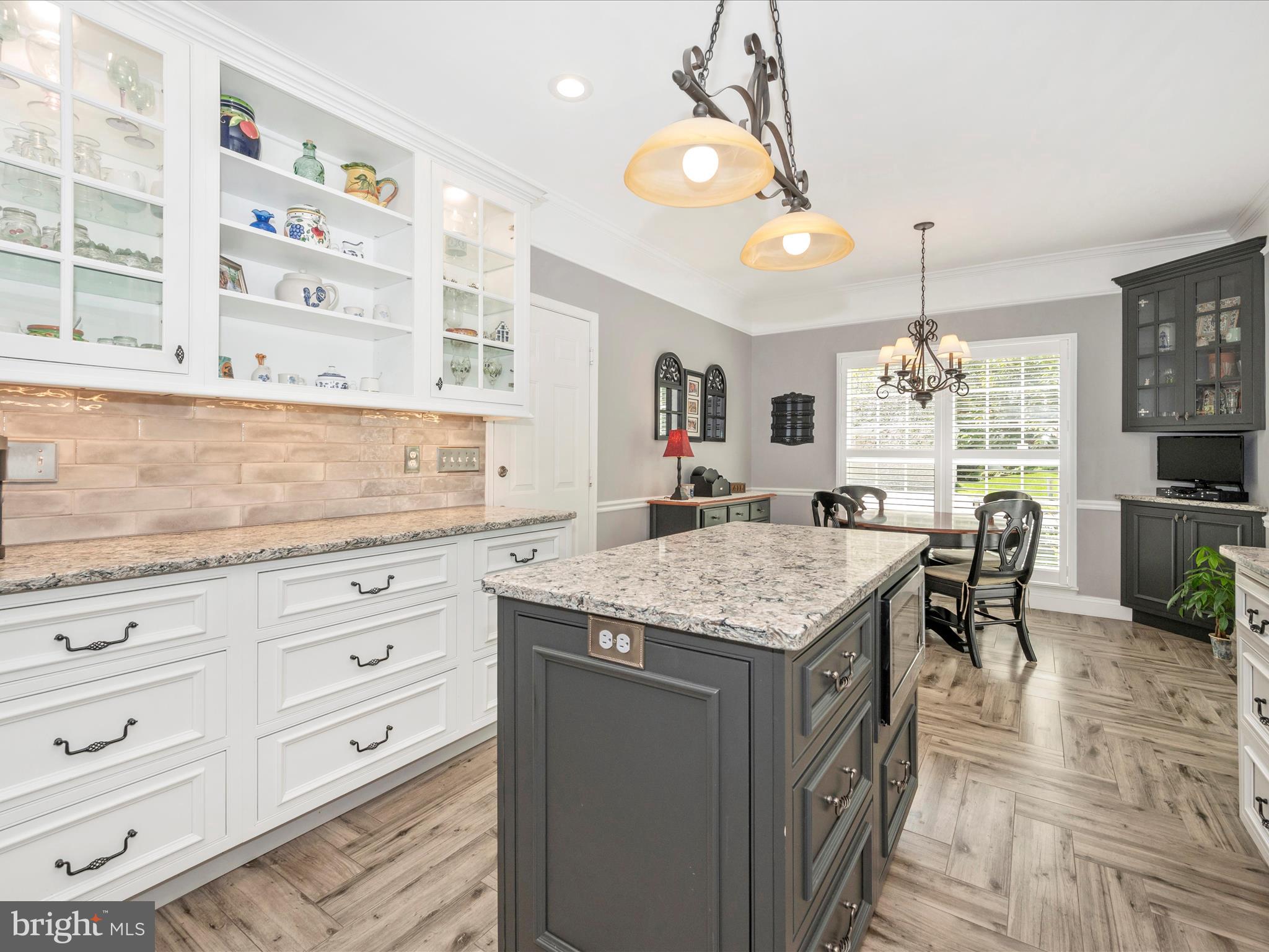 2301 Fort William Drive Olney, MD 20832 - Photo 14 of 96 Kitchen
