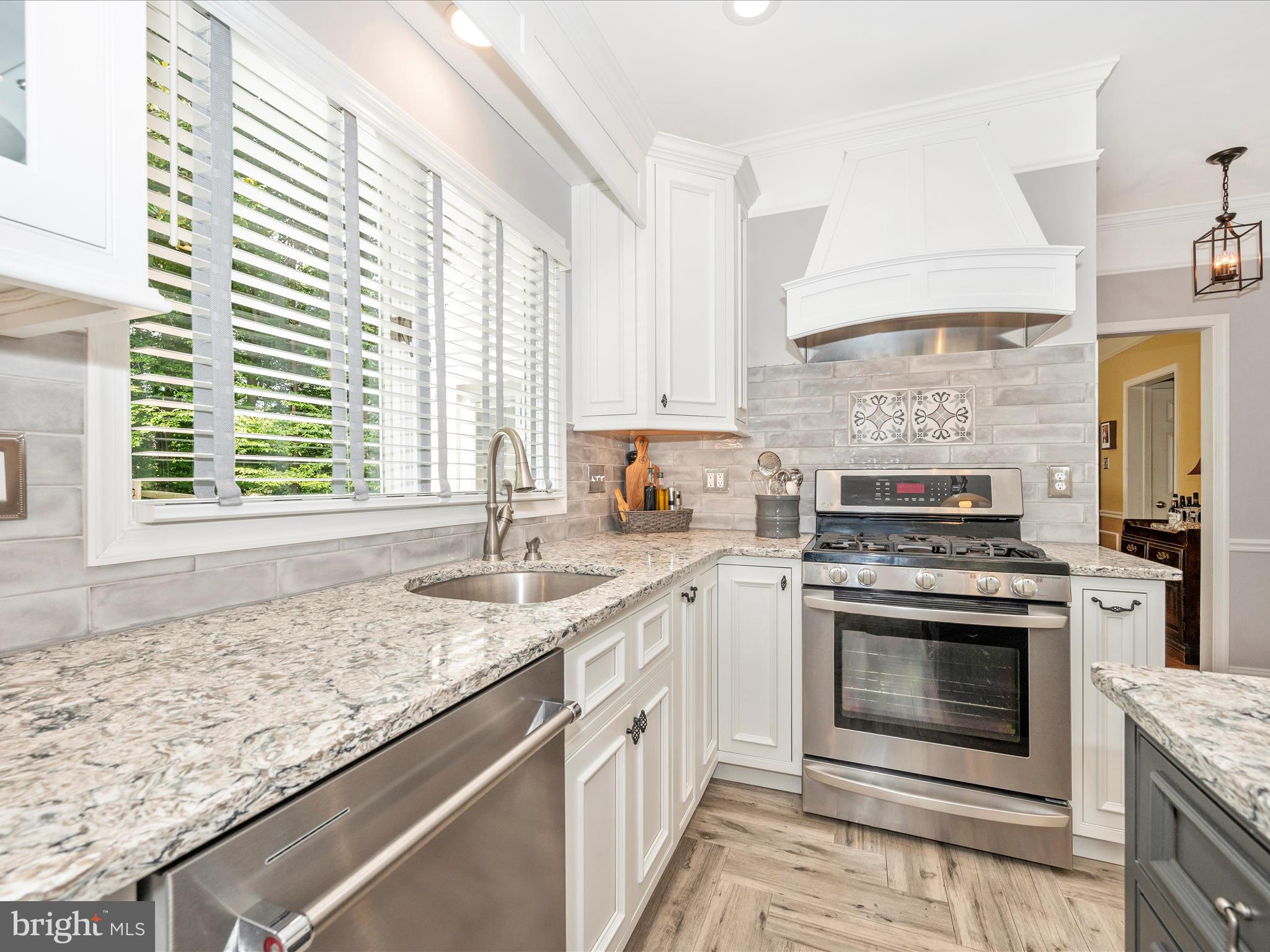 2301 Fort William Drive Olney, MD 20832 - Photo 58 of 96 Kitchen