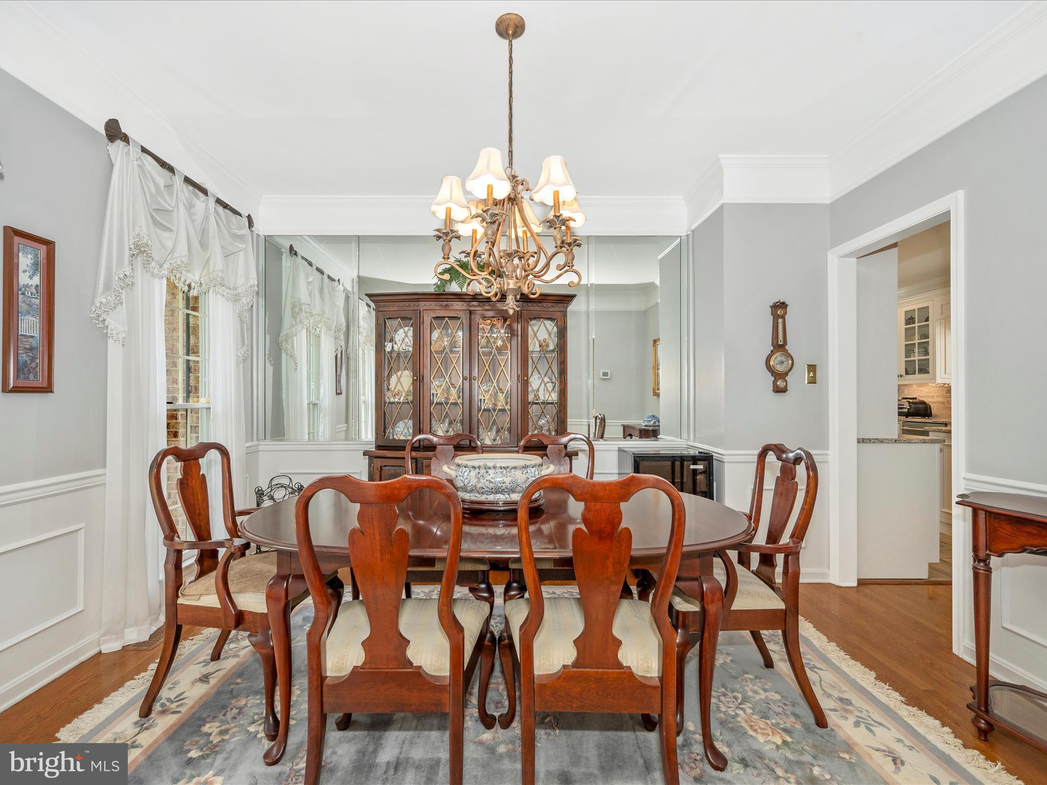 2301 Fort William Drive Olney, MD 20832 - Photo 9 of 96 Dining Room