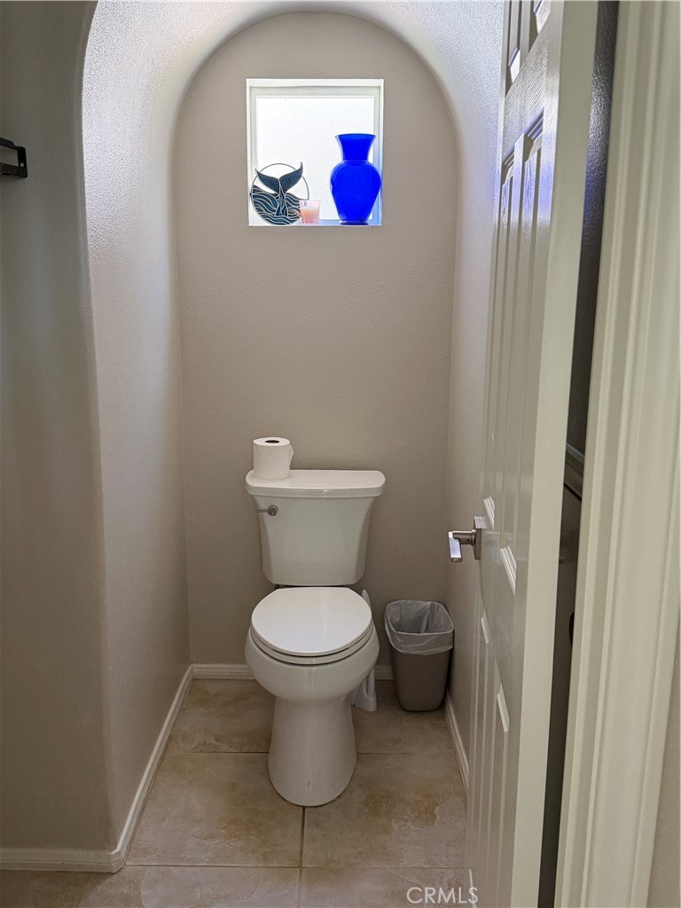 6 Snapdragon Street Ladera Ranch, CA 92694 - Photo 11 of 39 1/2 bath downstairs