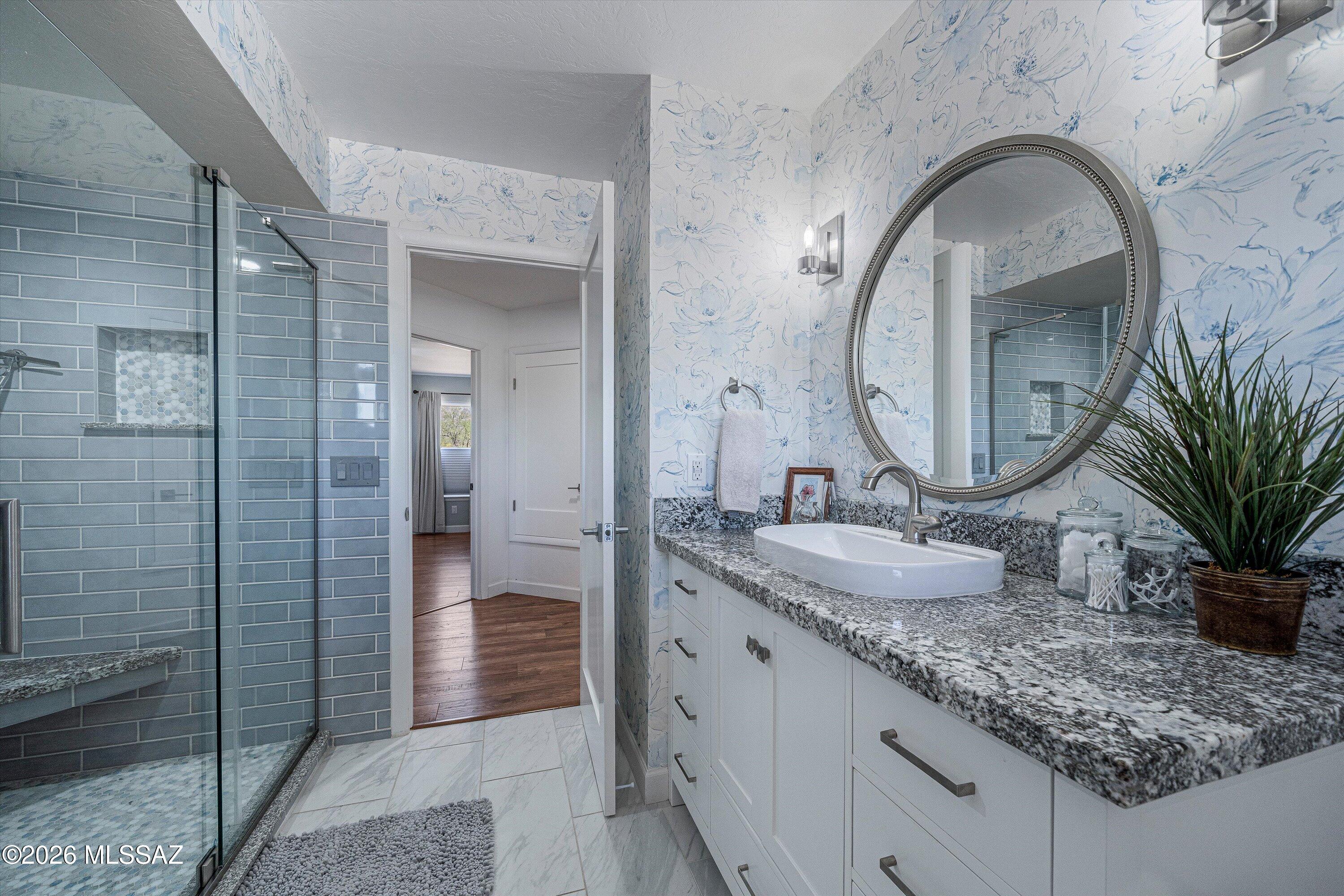 10015 East Fort Lowell Road Tucson, AZ 85749 - Photo 25 of 45 Oversized shower