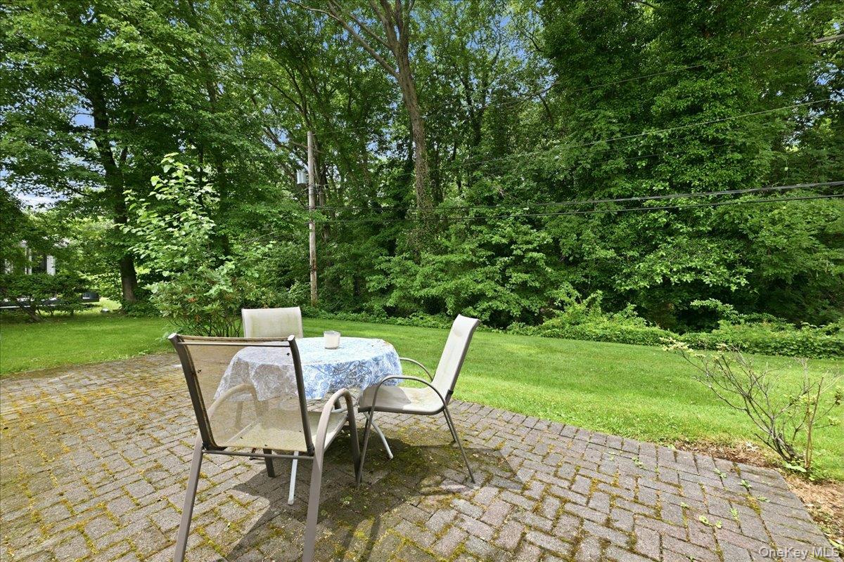 578 Richmond Road East Meadow, NY 11554 - Photo 27 of 33