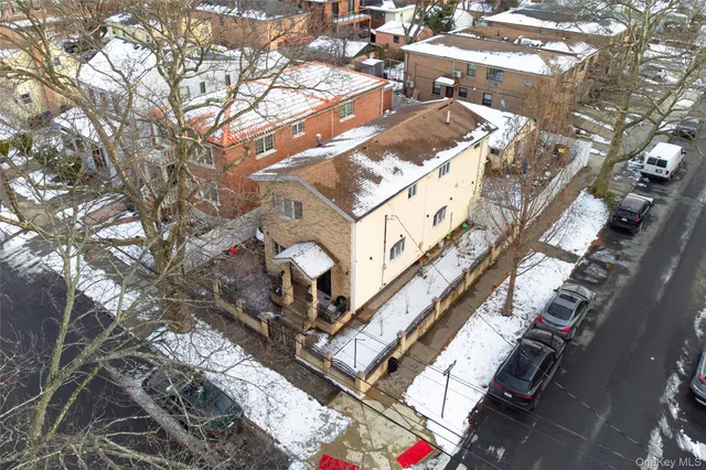 $1,590,000 | 166-02 76th Avenue | Hillcrest