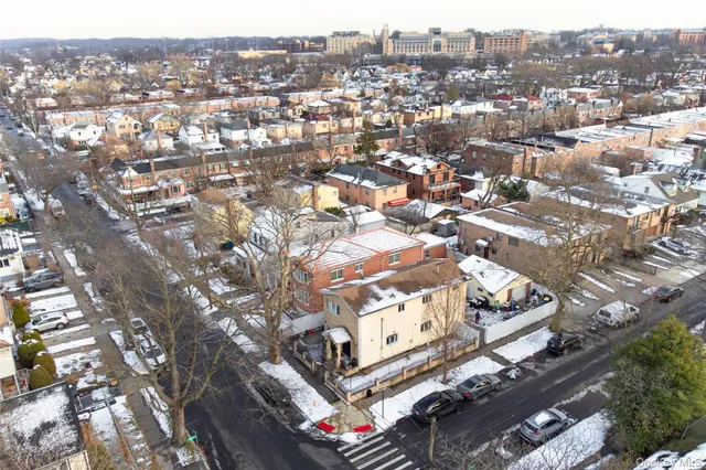 $1,590,000 | 166-02 76th Avenue | Hillcrest