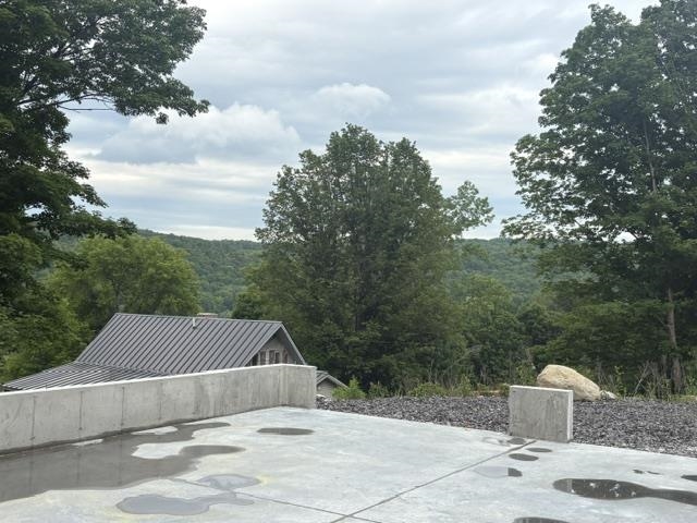 102 Skyline Drive West Rutland, VT 05777 - Photo 2 of 5
