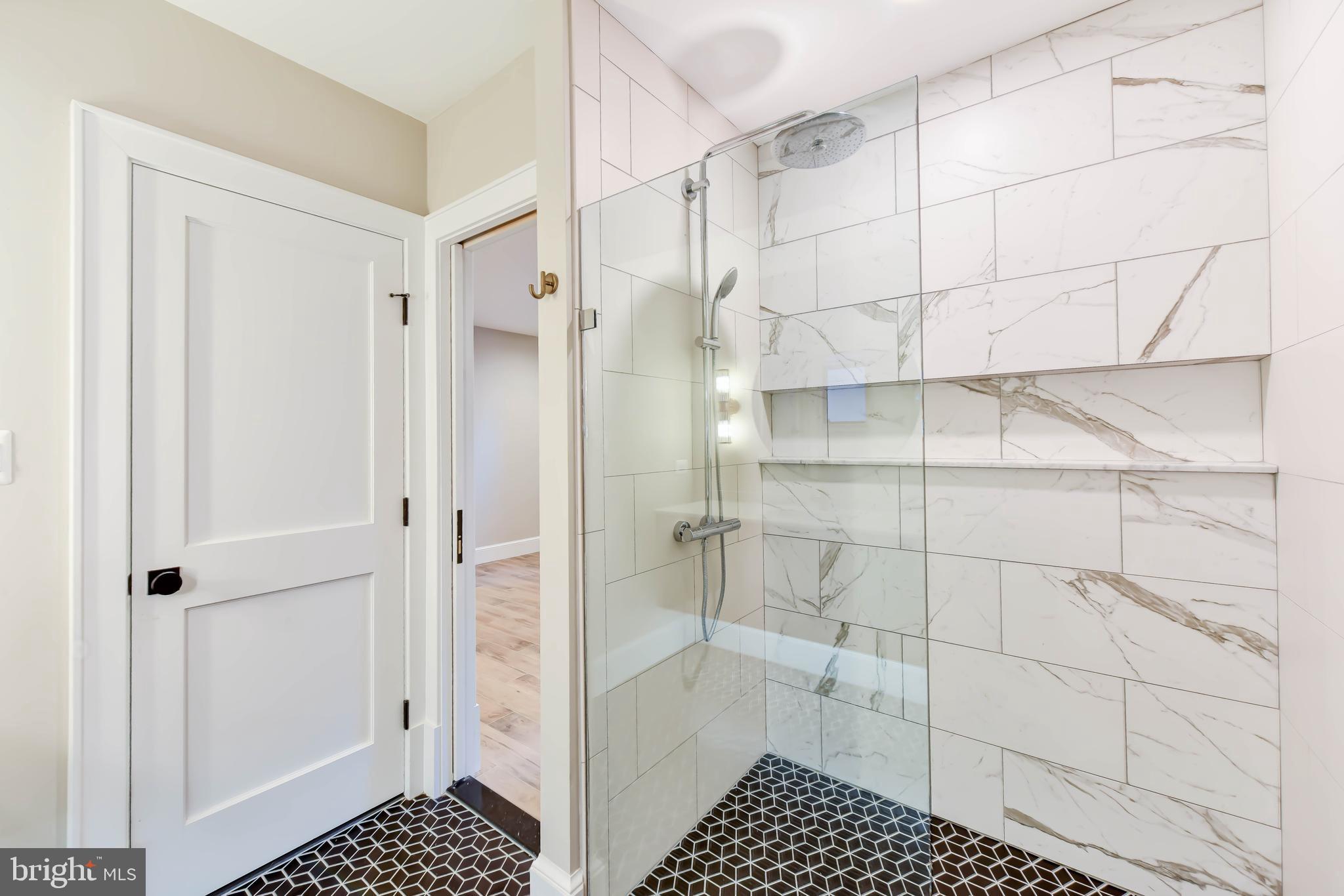 2139 N Street Northwest, Unit 1 Washington, DC 20037 - Photo 8 of 10 Bathroom