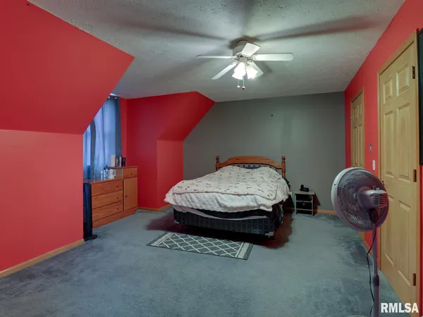 $599,000 | 2129 County Road 1210 North, Camp Point, IL 62320