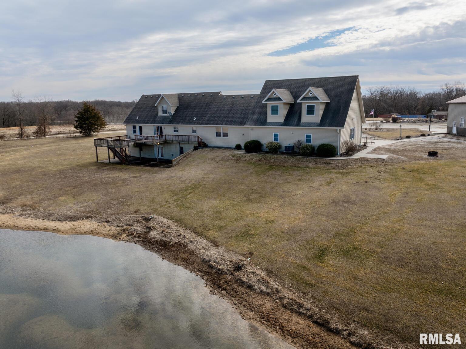 2129 County Road 1210 North Camp Point, IL 62320 - Photo 3 of 51