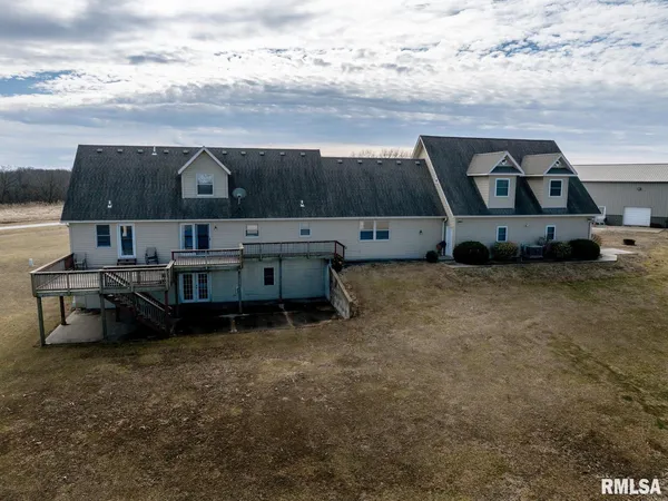 $599,000 | 2129 County Road 1210 North, Camp Point, IL 62320