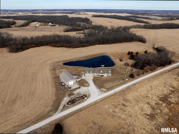 $599,000 | 2129 County Road 1210 North, Camp Point, IL 62320
