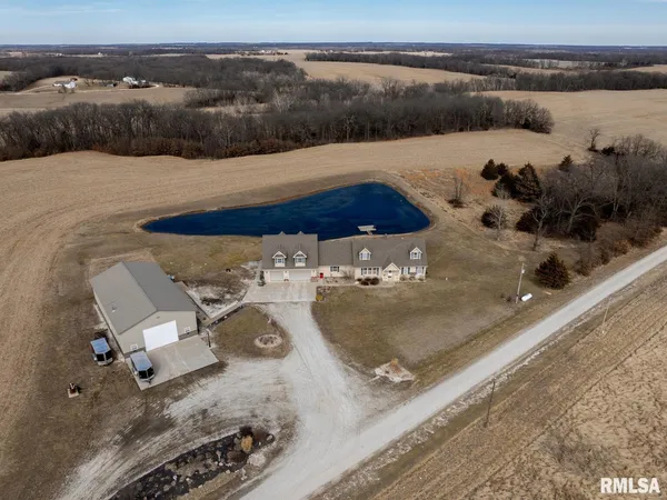 $599,000 | 2129 County Road 1210 North, Camp Point, IL 62320