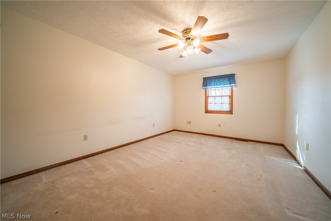 8857 Oberlin Road Elyria, OH 44035 - Photo 16 of 35 Gallery Image 16