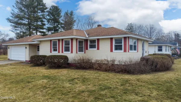 $235,000 | 22 Julia Street, Amsterdam, NY 12010