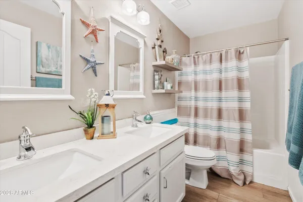 $585,000 | 3620 East Baranca Court, Gilbert, AZ 85297