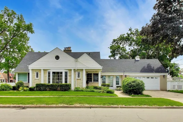 $495,000 | 1646 North 18th Avenue, Melrose Park, IL 60160