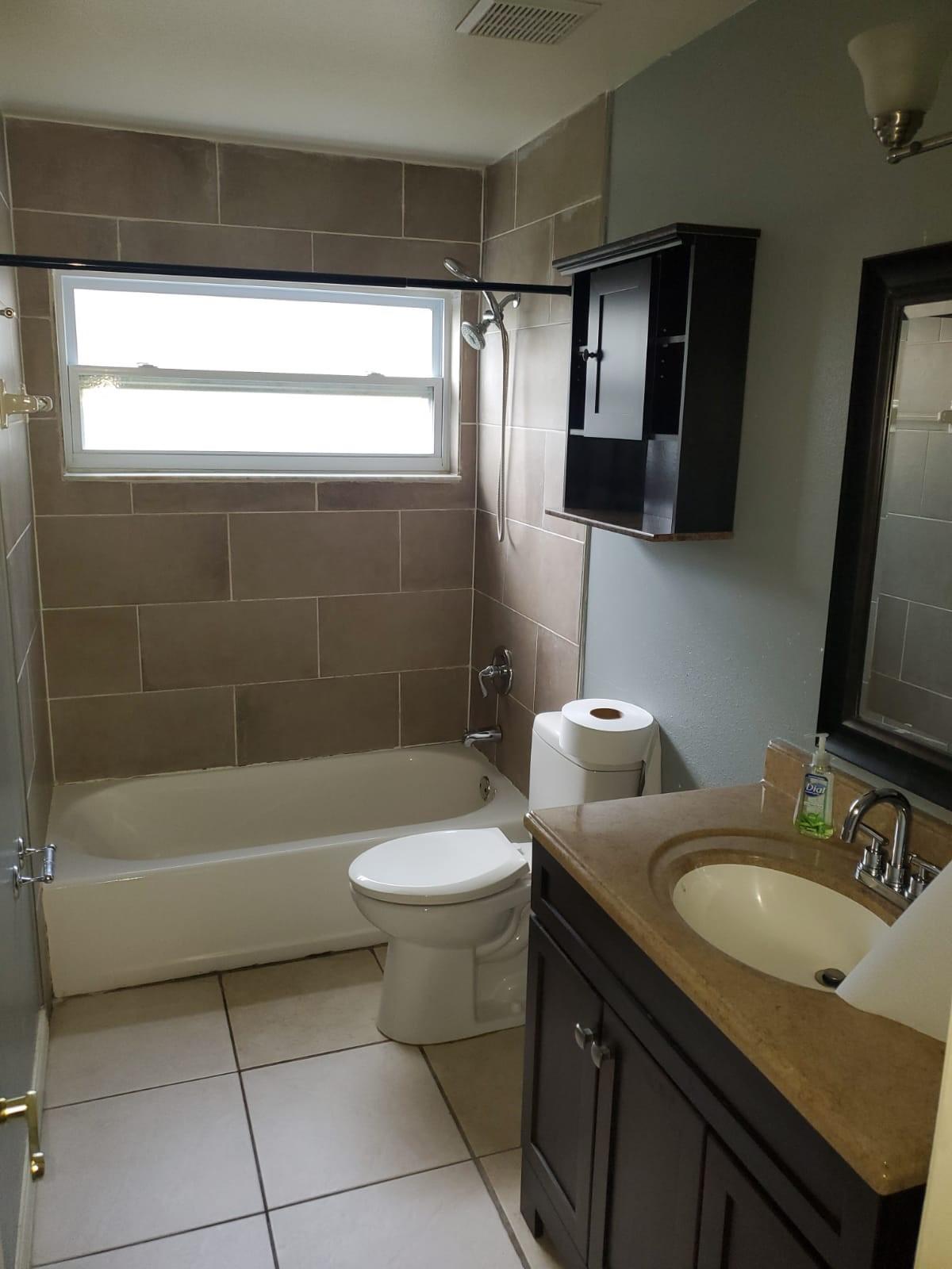 1208 Cherrybark Road Apopka, FL 32703 - Photo 3 of 7 2nd Bath