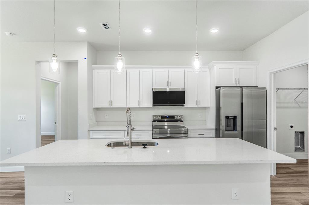 3908 Southwest 171st Lane Road Ocala, FL 34473 - Photo 6 of 50