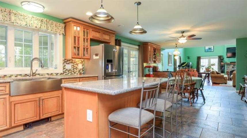 441 Sixth Range Road Pembroke, NH 03275 - Photo 24 of 32