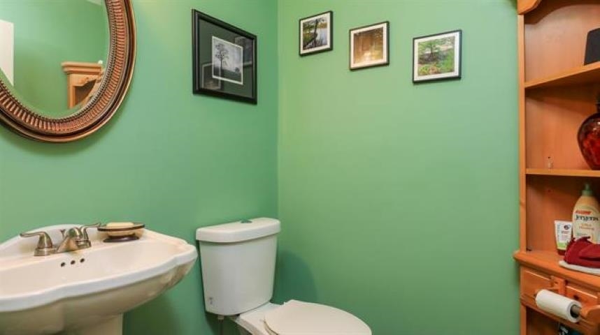 441 Sixth Range Road Pembroke, NH 03275 - Photo 28 of 32