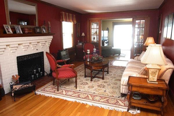 1 Homestead Road Marblehead, MA 01945 - Photo 3 of 12