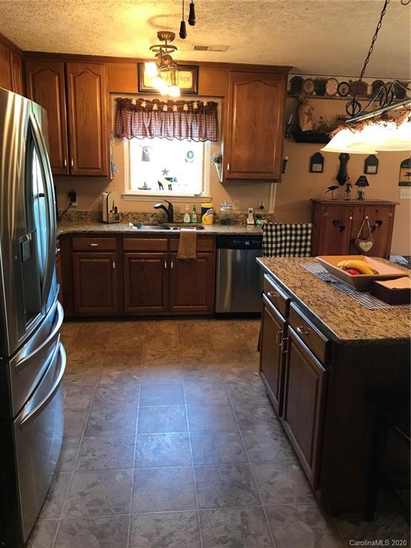 416 Mock Mill Road Statesville, NC 28677 - Photo 5 of 20 Gallery Image 5