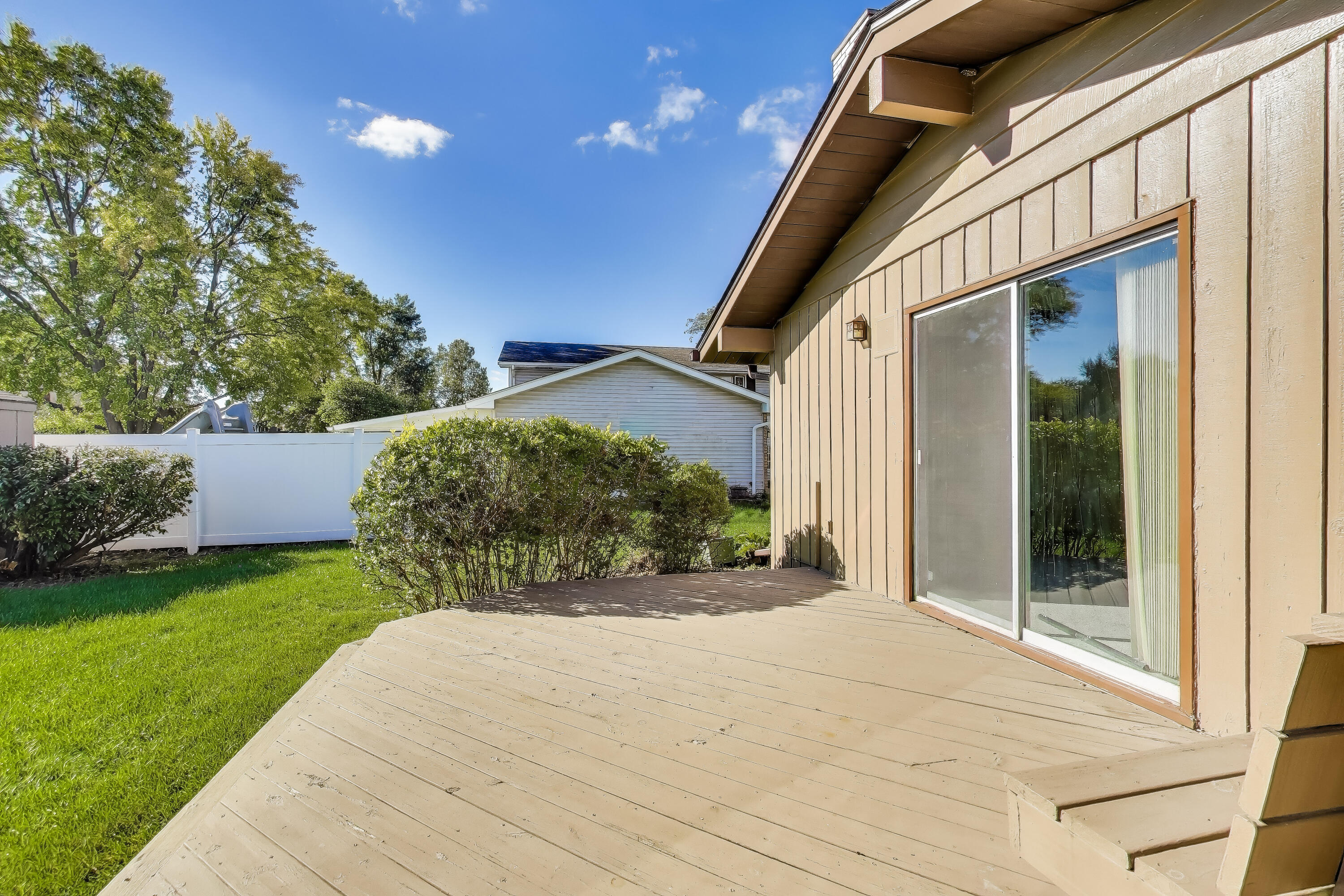 9449 Primrose Lane Munster, IN 46321 - Photo 28 of 34 a view of a backyard of the house