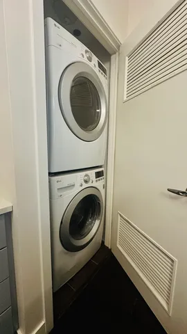 $579,000 | 505 North McClurg Court, Unit 1101, Chicago, IL 60611