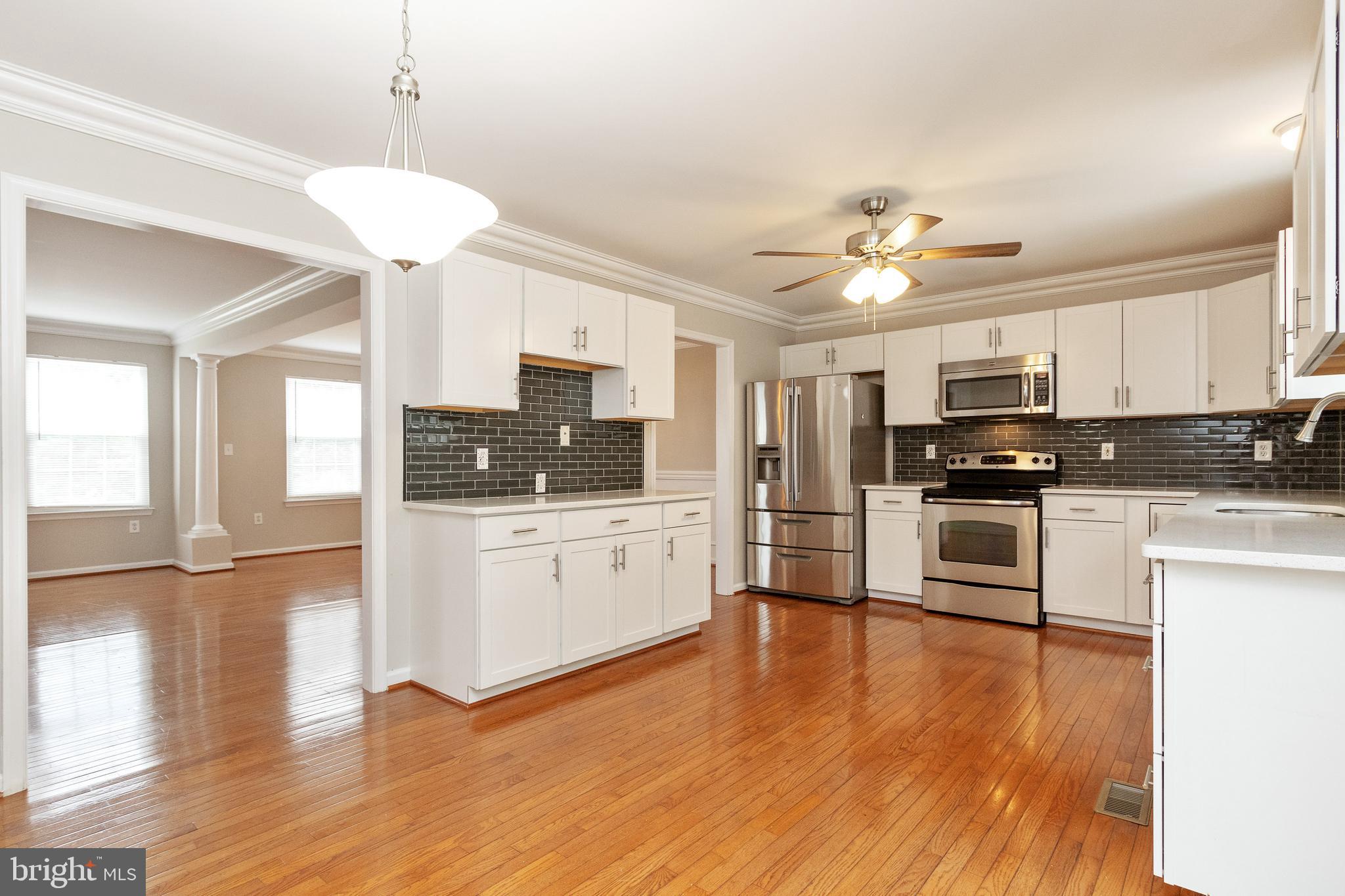 Upgraded Renovated Kitchen