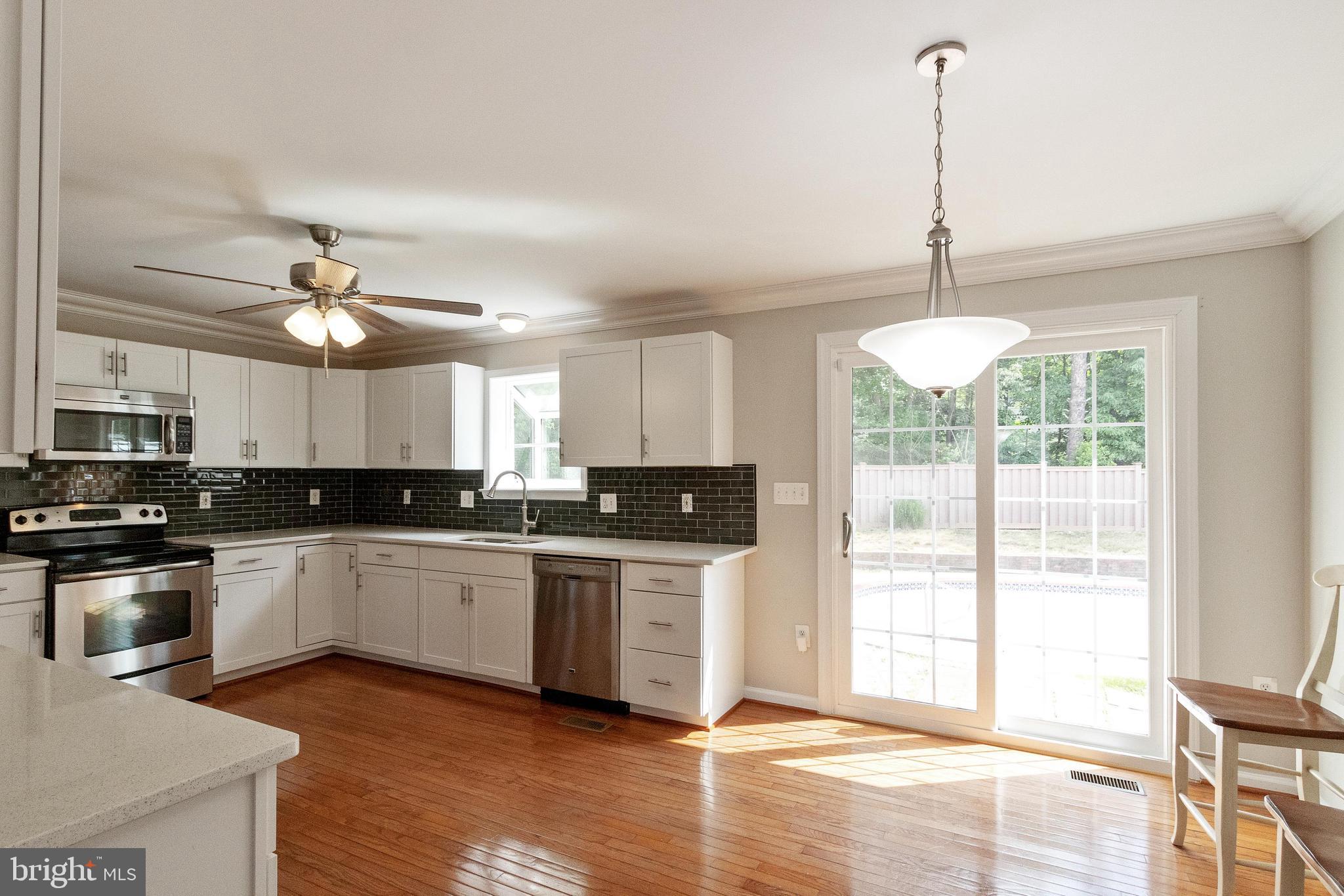 Upgraded Renovated Kitchen