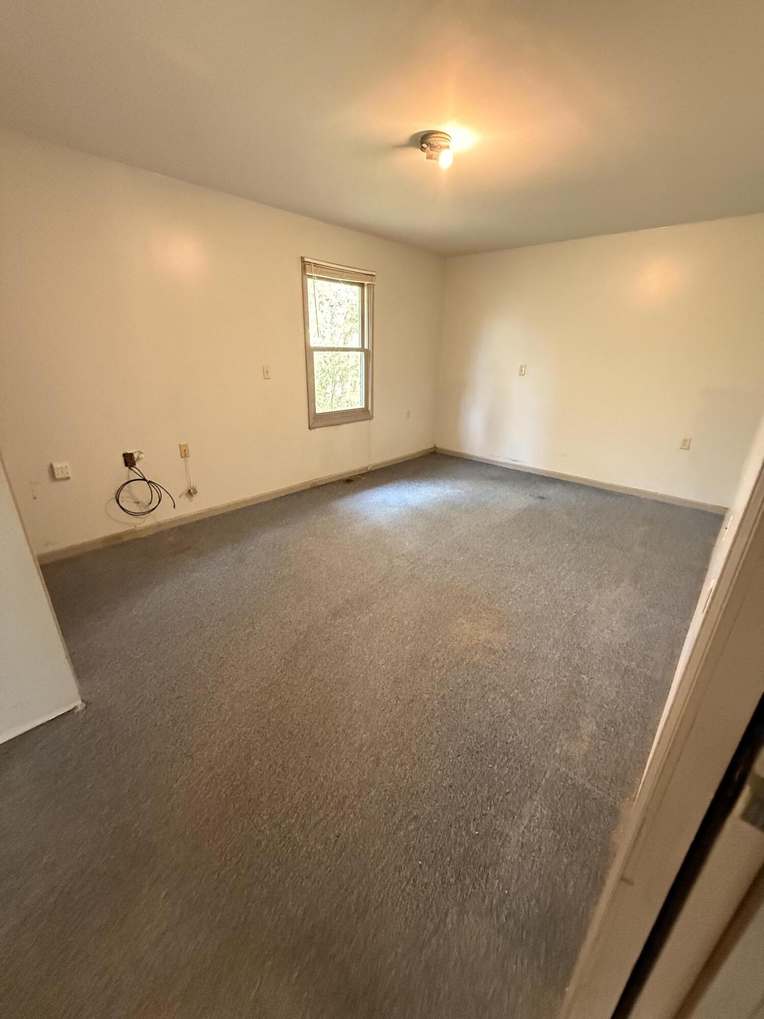 543 North Dennis Road Ludington, MI 49431 - Photo 7 of 16 IMG_0930