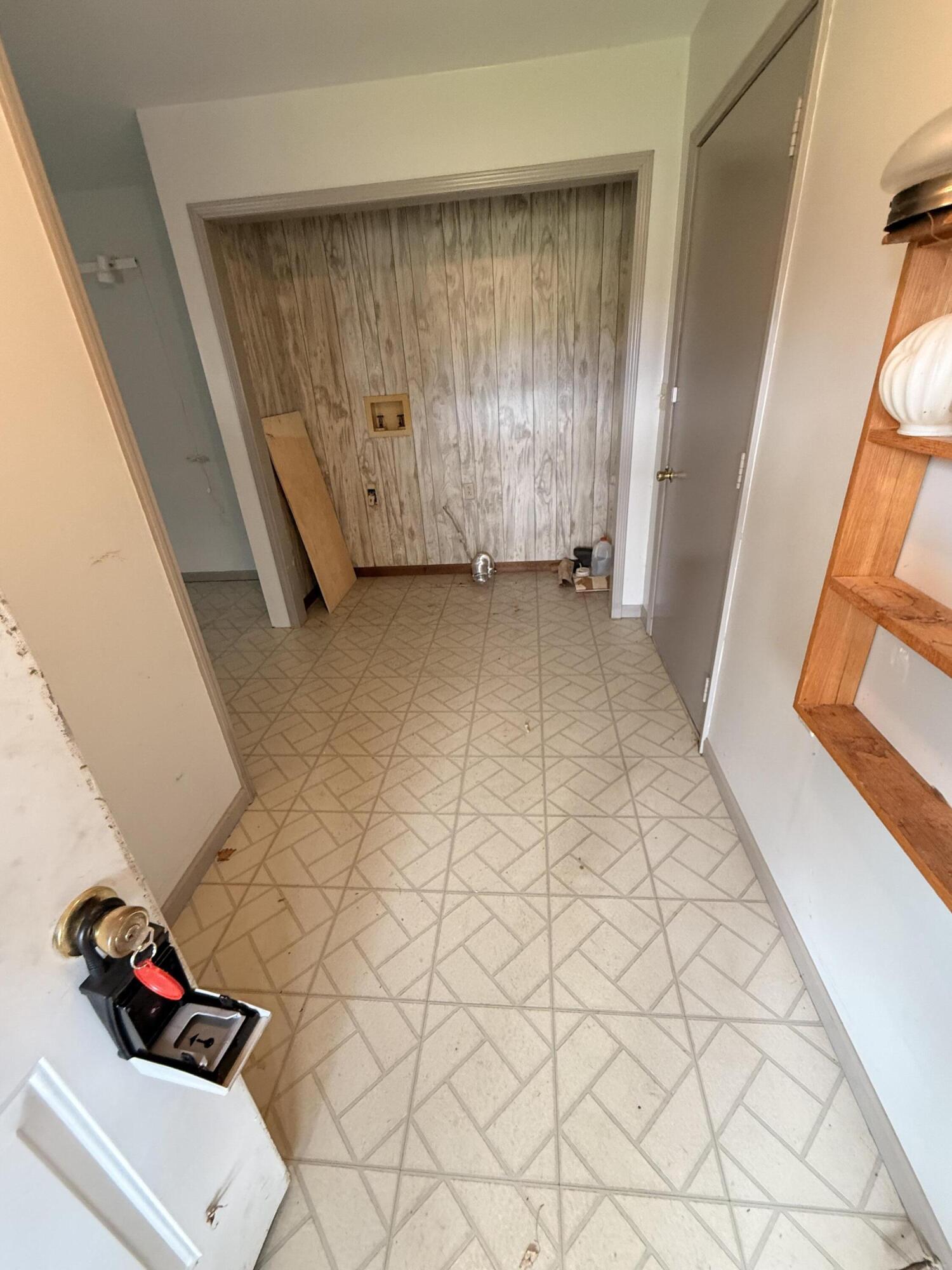 543 North Dennis Road Ludington, MI 49431 - Photo 8 of 16 IMG_0925