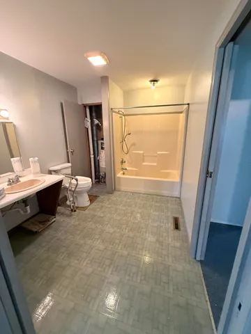 $180,000 | 543 North Dennis Road, Ludington, MI 49431