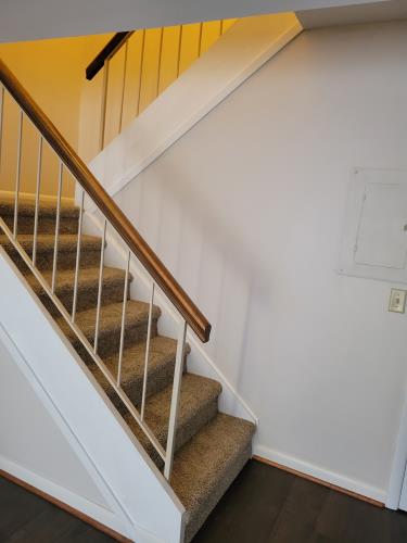 2116 Hobbs Road Nashville, TN 37215 - Photo 3 of 17