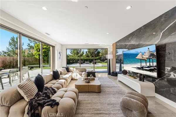 $2,900,000 | 121 Oceano, Irvine, CA 92602