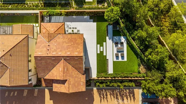 $2,900,000 | 121 Oceano, Irvine, CA 92602