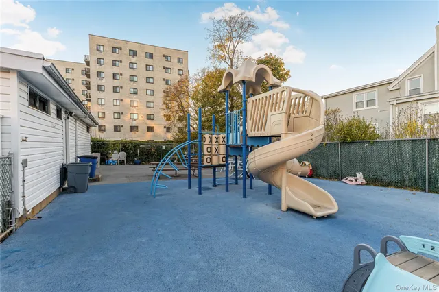 $320,000 | 640 Pelham Road, Unit 4G, New Rochelle, NY 10805