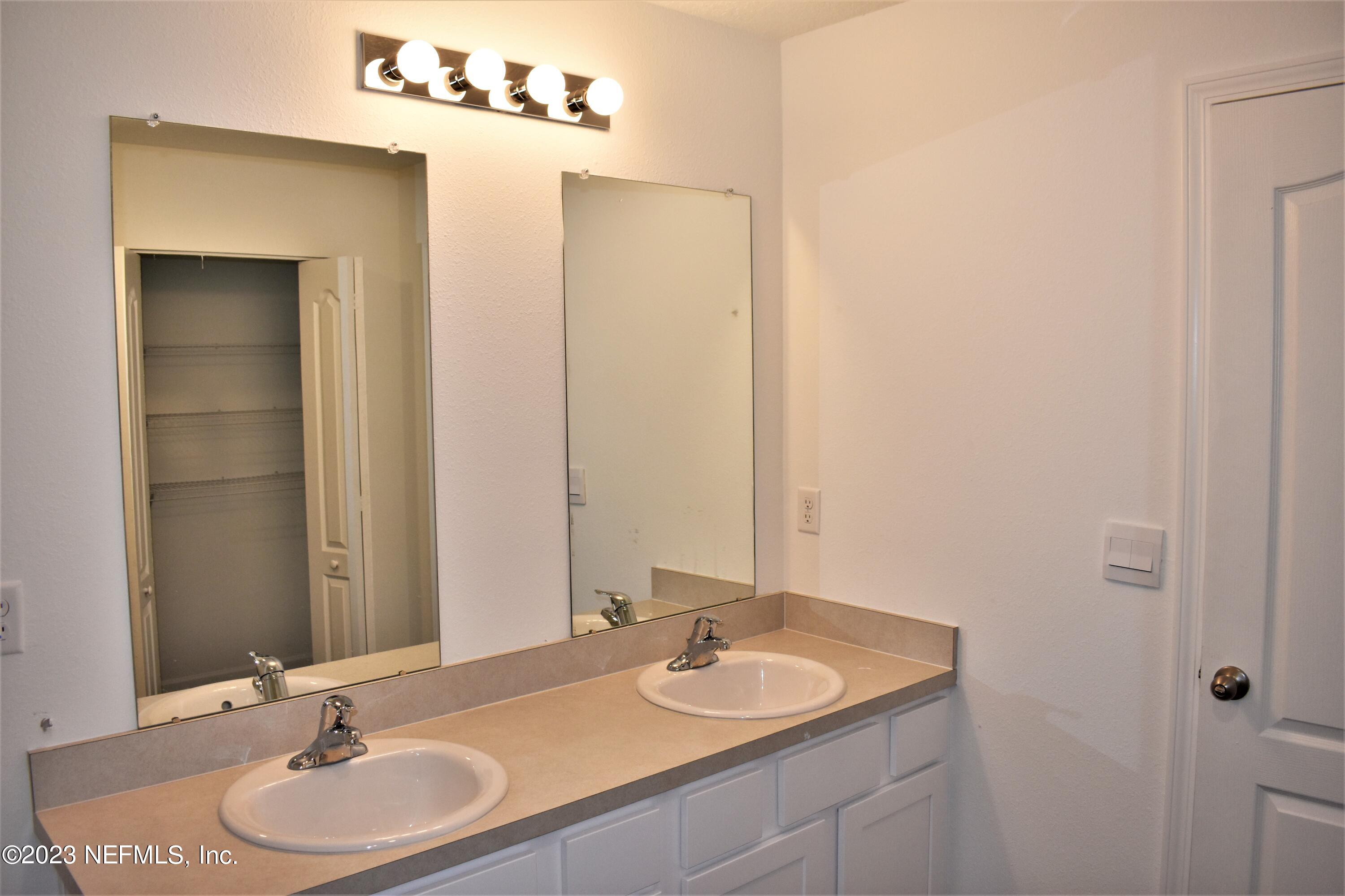 12571 Russian Olive Road Jacksonville, FL 32218 - Photo 15 of 35 M ARB 76 MBA Vanity
