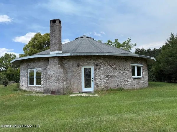 $425,000 | 257 Magnolia Road, Perkinston, MS 39573