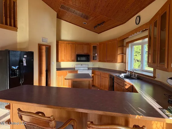 $425,000 | 257 Magnolia Road, Perkinston, MS 39573